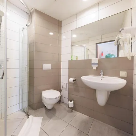 Eurohotel Nikiszowiec מלון 2*